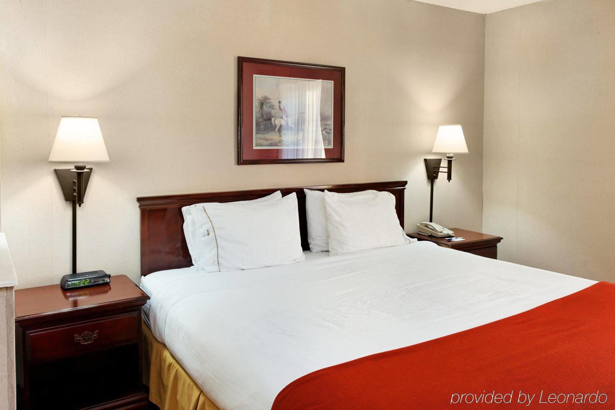Holiday Inn Express Metropolis By Ihg Номер фото
